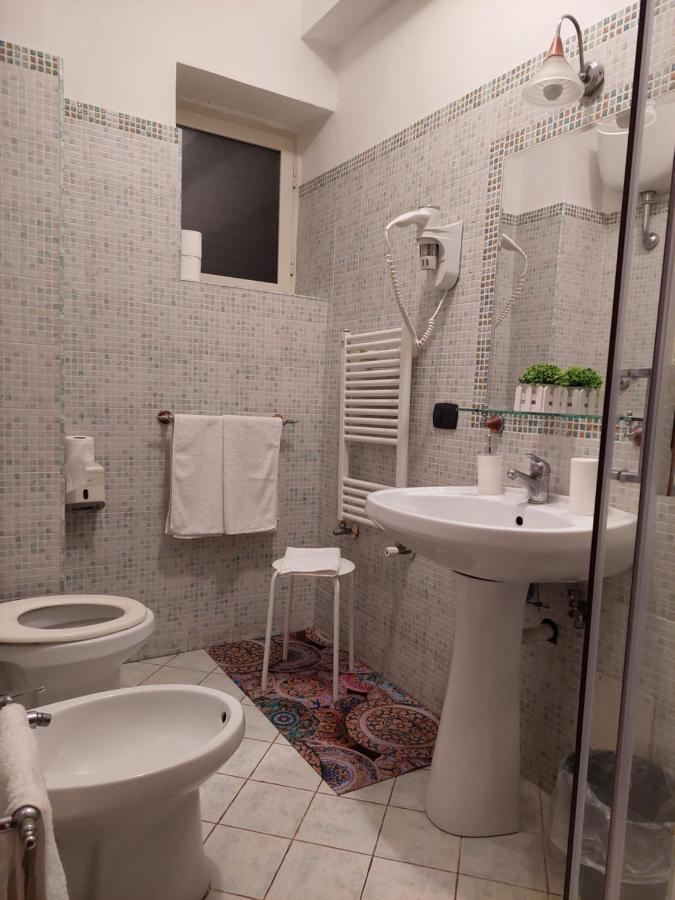 Apartamento Domus Cesare Nápoles Exterior foto